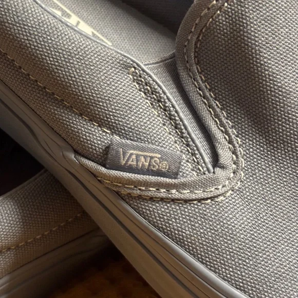 New in Box Vans Classic Slip-On | Pastel Mono Dusty Blue | US Women 8.5 / Men 7 - Picture 14 of 16